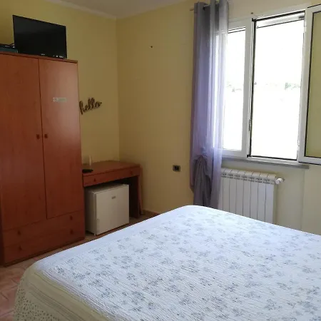 Ca De Rusitta Bed & Breakfast Vezzi Portio